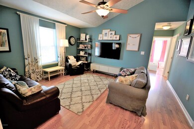 140 M G M Ct, Mount Washington, KY 40047 - photo 2