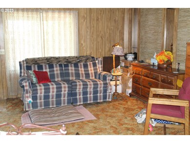 260 E Main St, Long Creek, OR 97856 - photo 6