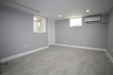 516 Crescent St unit B, Wheaton, IL 60187 - photo 4