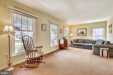 10 Burnt Woods Ct, Germantown, MD 20874 - photo 4