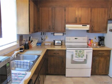 7508 Hilmar Dr, North Chesterfield, VA 23234 - photo 7