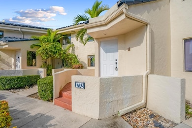 1732 NW 81st Way unit 1732, Plantation, FL 33322 - photo 2