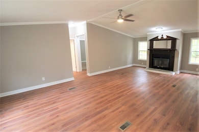 Big Big Big and Open Great Room.