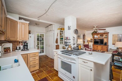 1325 15th St N, Saint Petersburg, FL 33705 - photo 7