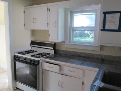 328_4th_%2817%29kitchen_42816316 (2)