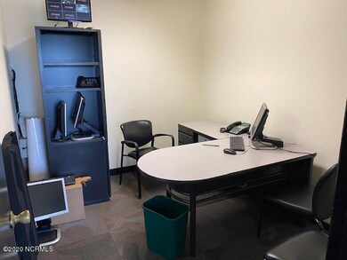 1127 Western Blvd, Jacksonville, NC 28546 - photo 4