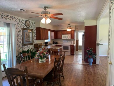 610 S Poplar Ave, Andrews, SC 29510 - photo 6