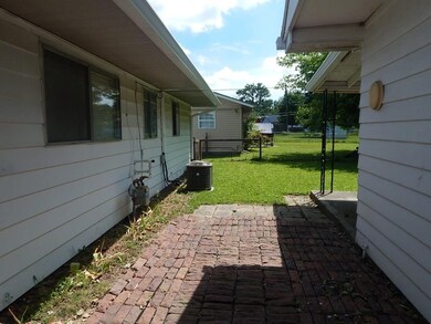 3005 E Berwyn St, Indianapolis, IN 46203 - photo 6