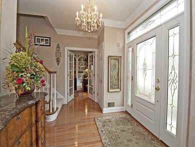 Entry/Foyer.