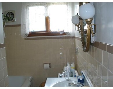 Master Bath/Spa.