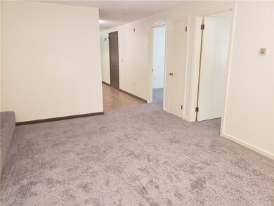 7 Amana Dr, Johnston, RI 02919 - photo 4