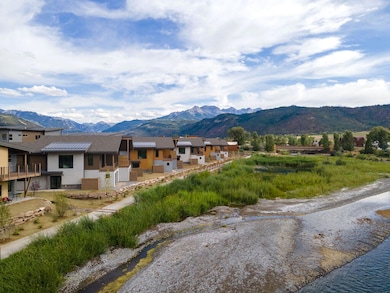 RiverfrontVillage-Aerials-08025(9)