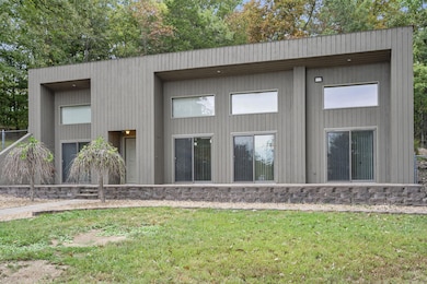Beautiful Modern Style Home