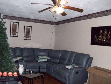 202 Rodgers St, Gaffney, SC 29341 - photo 2