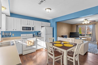 1813 W Main St, Jefferson City, MO 65109 - photo 6