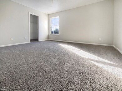 2264 Edgewater Cir, Plainfield, IN 46168 - photo 4