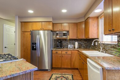 16619 Wagon Trl, Bend, OR 97707 - photo 5