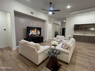12713 Captain Claudia Ct, El Paso, TX 79928 - photo 5