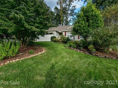 67 Forest Lake Dr, Asheville, NC 28803 - photo 2