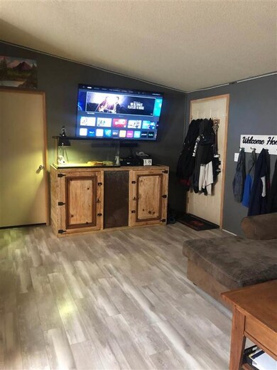 3068 1/2 Grosbeak Ct, Grand Junction, CO 81504 - photo 2