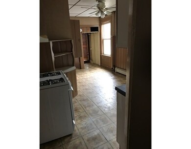 7 Reeds Ct, Somerville, MA 02145 - photo 5