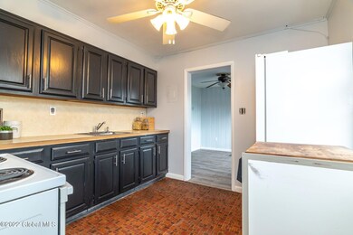 8-web-or-mls-1013SpryLn-8