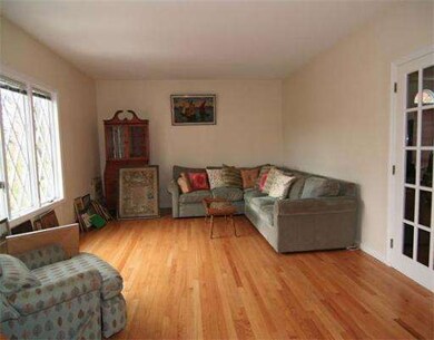 91 Farm St, Wakefield, MA 01880 - photo 5