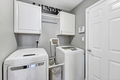 Handy main floor laundry!