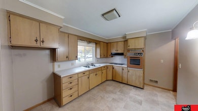 301 Elm St, Bancroft, NE 68004 - photo 4