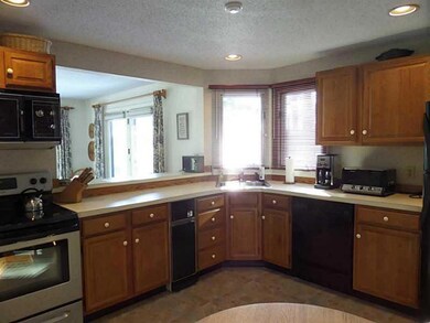 48 Brewster Circle Moose Pond unit 48, Bridgton, ME 04009 - photo 5