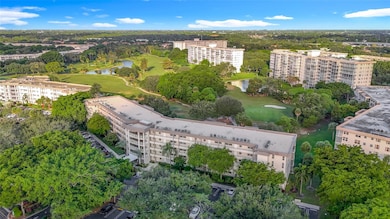 Palm-Aire  Oaks Lane Building 68 unit 410, Pompano Beach, FL 33069 - photo 2