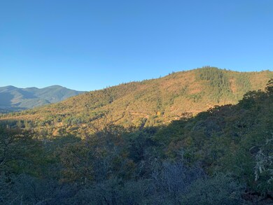 30B4E771-BDF1-41EF-B949-FC348DF68C64_1_2