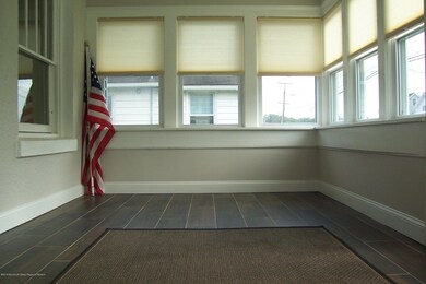 HEATED FLORIDA ROOM