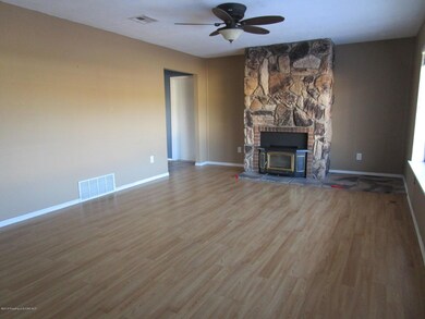 5701 Hill n Dale Dr, Farmington, NM 87402 - photo 3