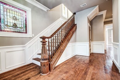 1629 Columbia St, Houston, TX 77008 - photo 4