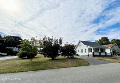 259 South St, Glens Falls, NY 12801 - photo 3