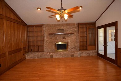 1102 Dirkson St, Weatherford, TX 76086 - photo 7