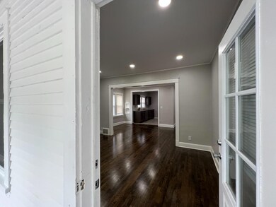 518 W Main St, Griffith, IN 46319 - photo 5