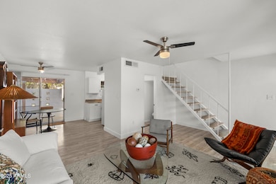 808 N 82nd St unit F6, Scottsdale, AZ 85257 - photo 3