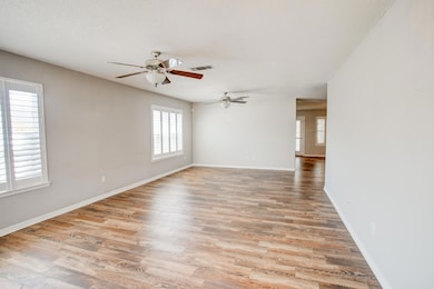 1083 Forest Shore Drive-15