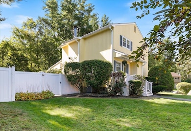 12 Madera Cir, Nashua, NH 03062 - photo 3