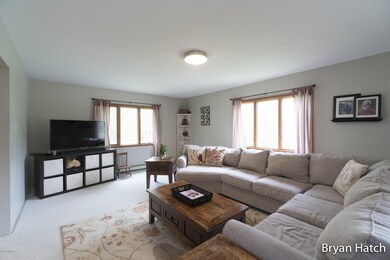 4086 3mile Rd NE, Grand Rapids, MI 49525