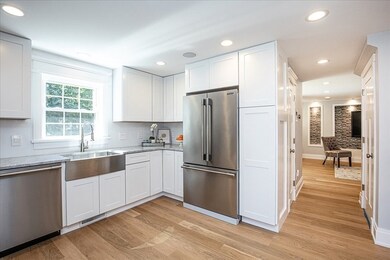 56 Macon Rd, Burlington, MA 01803 - photo 3