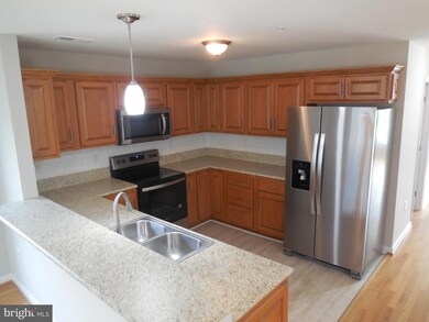 14 W C St, Brunswick, MD 21716 - photo 2