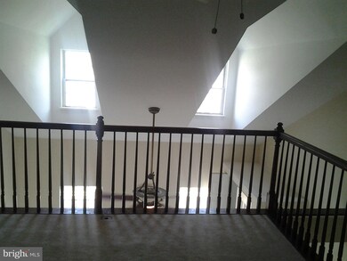 4134 Ashmere Cir, Dumfries, VA 22025 - photo 5