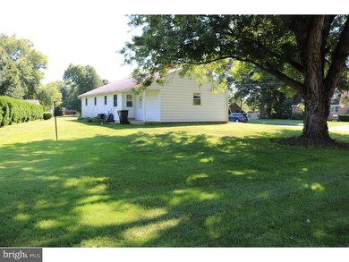 37 Maple Ave, Boyertown, PA 19512 - photo 2