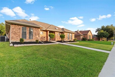 205 Douglas Dr, Wylie, TX 75098 - photo 3