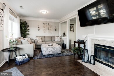 46880 Clarion Terrace unit 200, Sterling, VA 20164 - photo 2