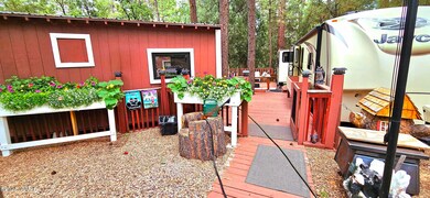 Double Lot, Deck & Garden & RV