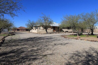 Front left driveway loop